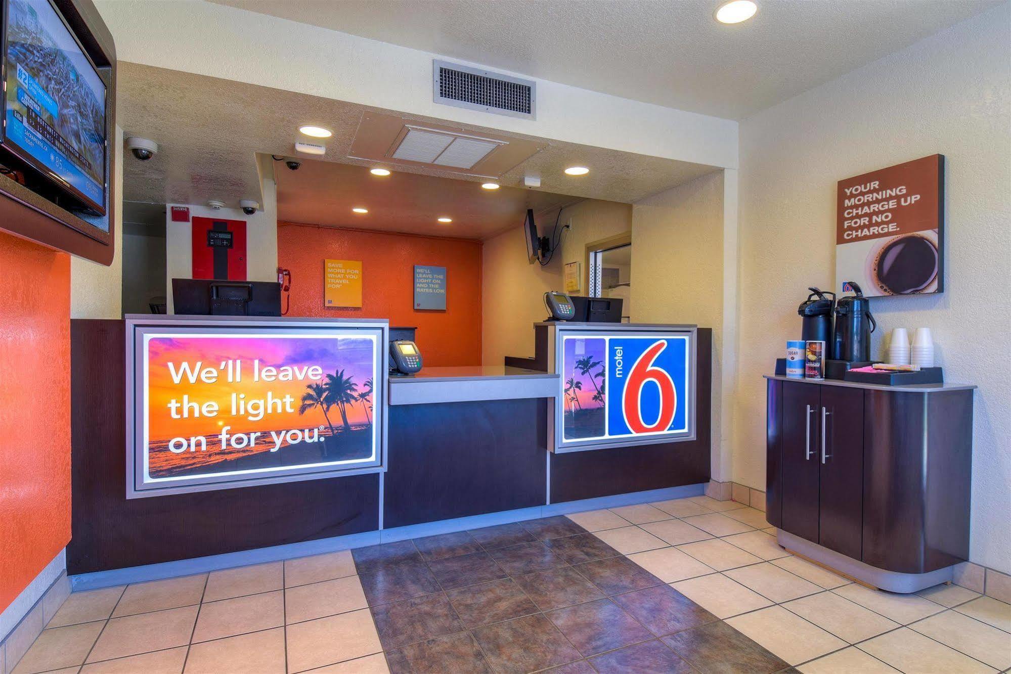 Motel 6-Jurupa Valley, Ca - Riverside West Exterior photo